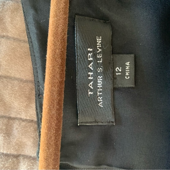 Tahari dress - like new - Picture 4 of 7